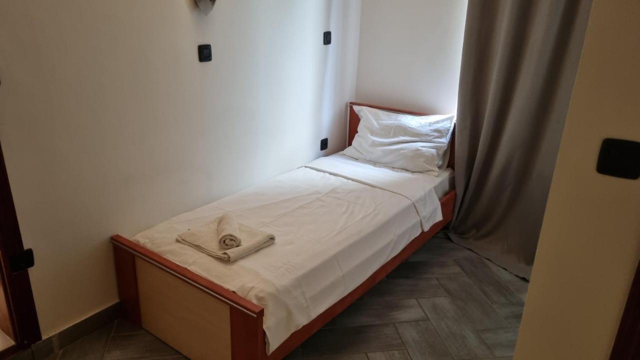 Laura Rooms Medulin Buitenkant foto